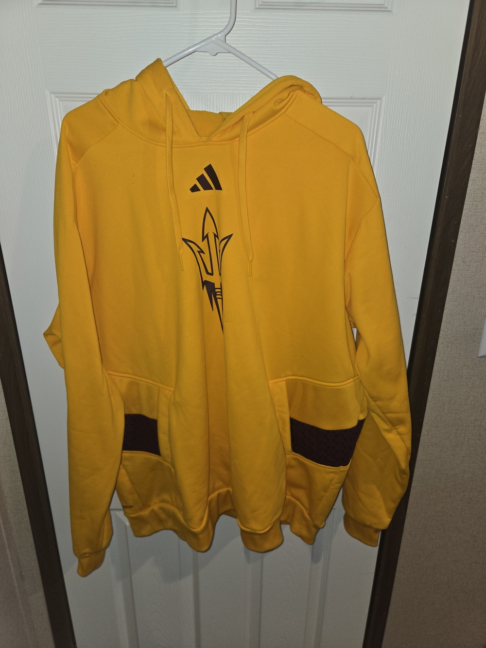 Adidas Men’s Yellow Hooded Pullover Sweatshirt Xl